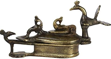 Krishna Handcrafts רבייה עתיקה קומקוקם פליז קופסת טיקה מיוצר עם קופסה דתית מגולפת טווס, תיבת פולחן עיצוב הבית.