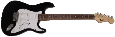 ג 'ארד לטו חתם על חתימה בגודל מלא פנדר שחור סטרטוקסטר גיטרה חשמלית ב/ ג' יימס ספנס אימות ג 'יי. אס. איי קואה - שלושים שניות