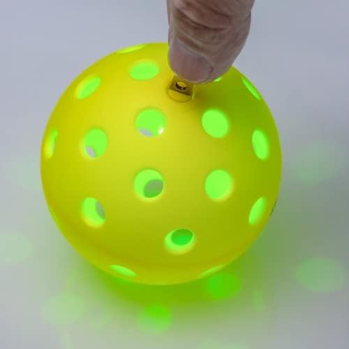 LED פיקלסטאר מדליק כדורי חמוצים, USAPA סטנדרט חיצוני 40 חורים כדורי חמוצים צהובים עם אור ירוק 4 אריזות LED מדליקות כדורי חמוצים,
