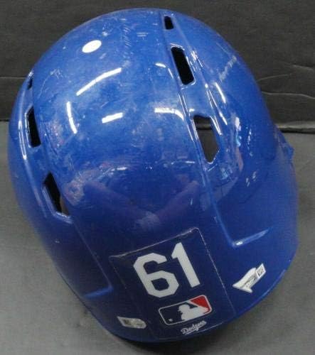 משחק טירון של קודי בלינגר השתמש בקסדה אוטומטית חתומה 61 מופעים משתמשים ב- Dodgers 1 - משחק חתימה MLB משומש