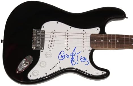 יוג 'ין הוץ חתם על חתימה בגודל מלא פנדר שחור סטראטוקסטר גיטרה חשמלית עם ג' יימס ספנס ג ' יי. אס. איי אימות-גוגול בורדלו-ויו-לה